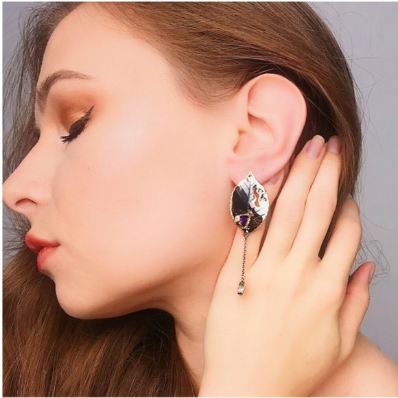 Italian Jewelry Black Gold Leave Earrings - Picture 3 of 14